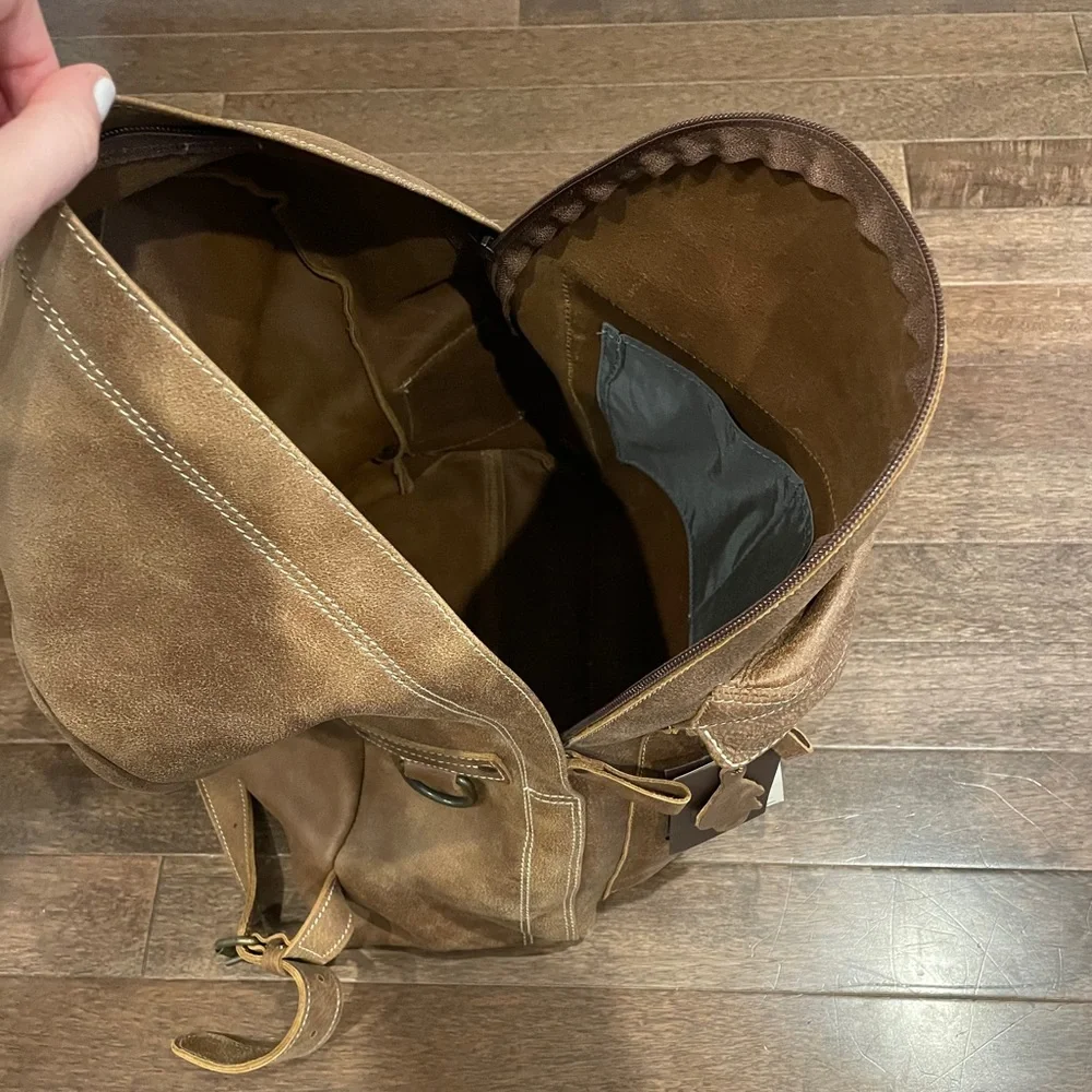 Roots Tribe Student Pack - Leather